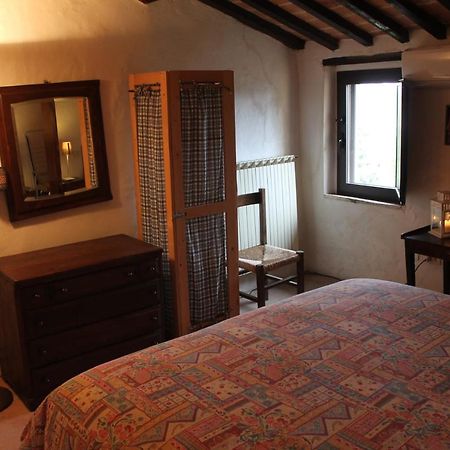 Petite Maison, Nel Borgo Di Cetona Exterior foto